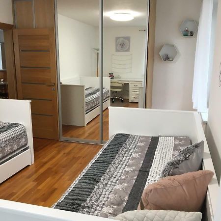 Apartment Tekelova 95M2 Presov Bagian luar foto