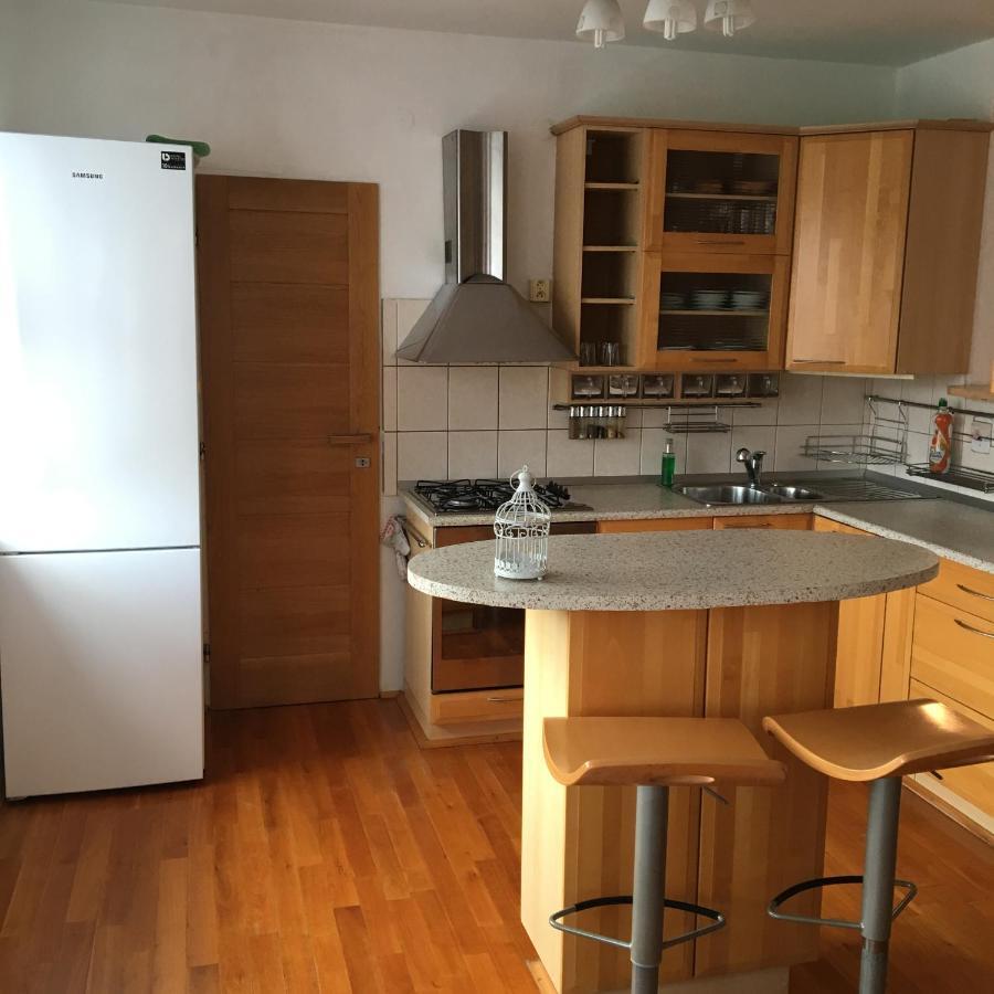Apartment Tekelova 95M2 Presov Bagian luar foto